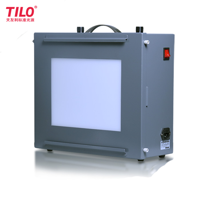 صندوق نقل الضوء LED HC3100 بنطاق إضاءة 0 -11000 لوكس ودرجة حرارة اللون 3100 ك